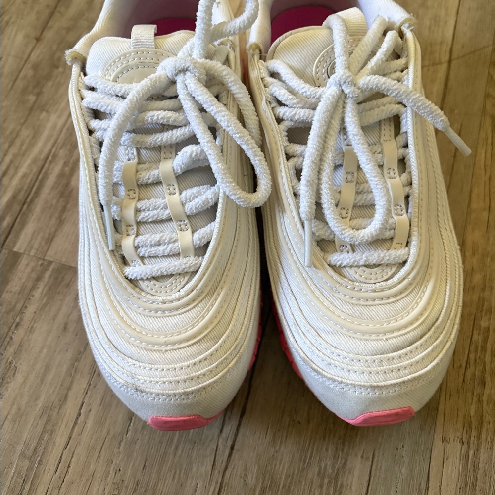 Wmns Air Max 97 SE 'Chenille Swoosh - Pink Foam'